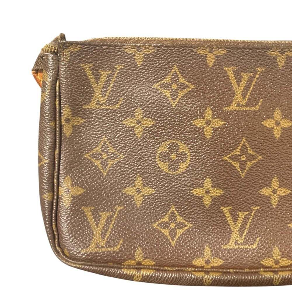 LOUIS VUITTON Brown Monogram Pouch - Picture 11 of 11